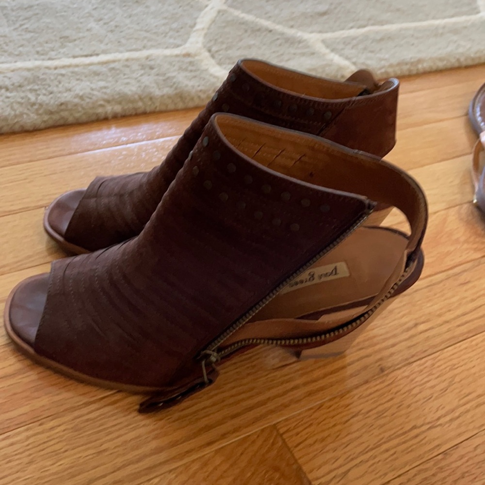 Paul green heels